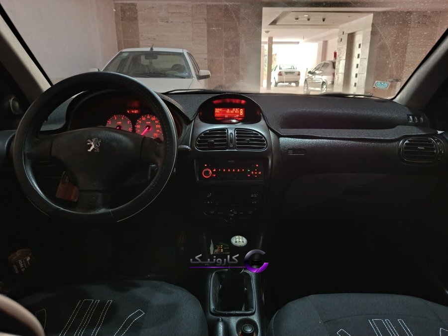 206 SD پژو v8